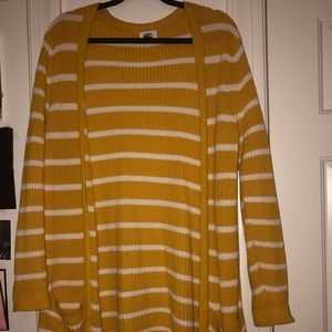 Super cute cardigan!